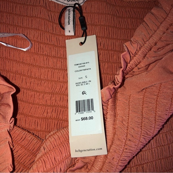 BCBGeneration Off the Shoulder smoked crop Top - Picture 6 of 8